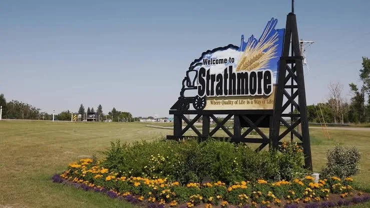 Stratmoth town image